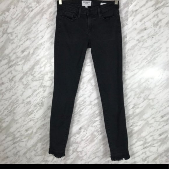 Frame Le Skinny De Jeanne Jeans in Black - Size 26 - Raw Hem, Mid-Rise, Faded - Picture 3 of 12